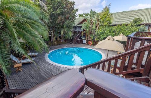 Knysna Central Hotel | Knysna Log-Inn Hotel