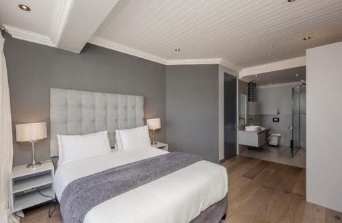 Camps Bay Apartment | Seasonsfind - The Bay