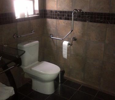 Boksburg Hotel | 24 Onvrey Guest House
