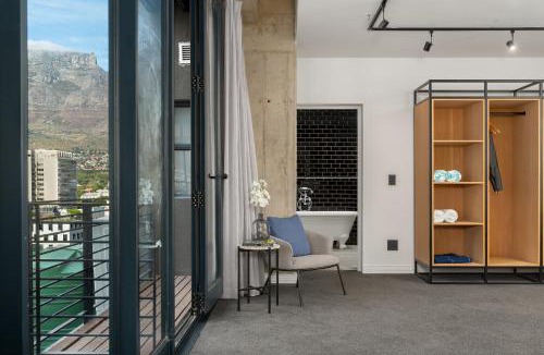 Cape Town City Centre Hotel | Neighbourgood Loop Street