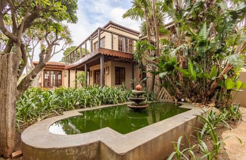 Pollok Beach Hotel | Singa Lodge - Lion Roars Hotels & Lodges