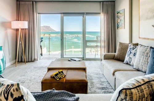 Clifton Apartment | Dunmore Blue