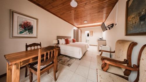 Trawal House | Dolliwarie Guesthouse