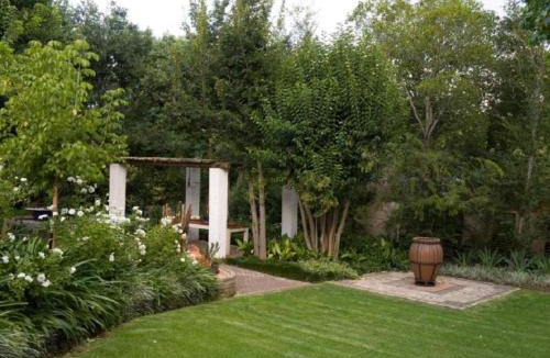 Bayswater House | De Witt'e Guest House