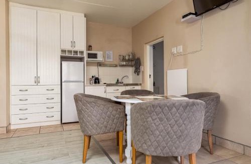 Hartenbos Apartment | Withuis Hartenbos - No Load Shedding
