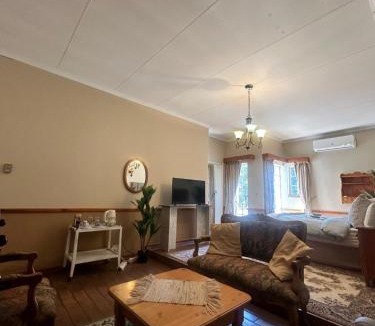Potchefstroom House | Garden Court