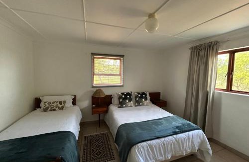 Baviaans Apartment | Vaalwater Lodge & Bush Camp