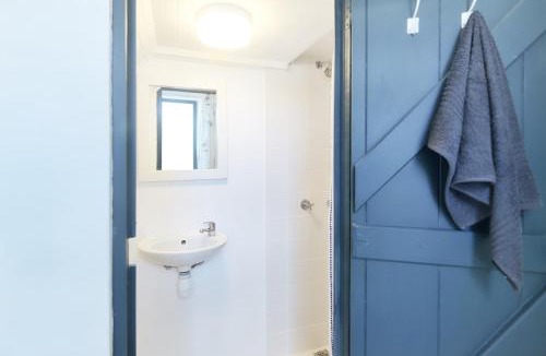 Struisbaai House | Family Tides in Langezandt Struisbaai