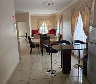 Mmabatho Apartment | Booth Suite Hotel Mafikeng