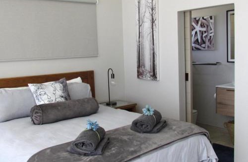 Linkside Apartment | 80 on Rodger