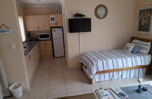 Saint Francis Bay House | Barnard Self Catering Apartments