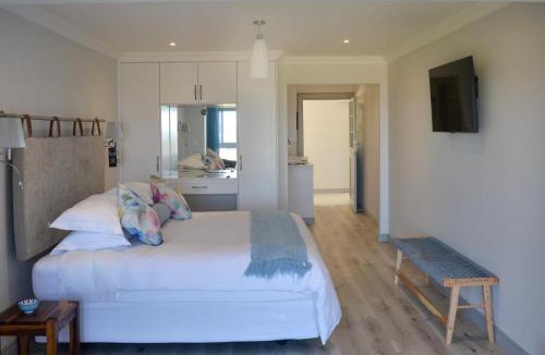 Wilderness House | Serenity Ocean Lodge
