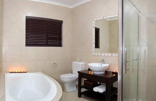 Humewood House | Lalapanzi Guest Lodge