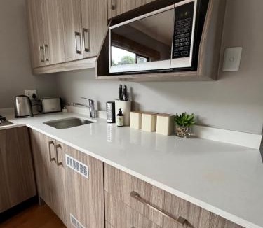 Winston Park Apartment | The Three Trees