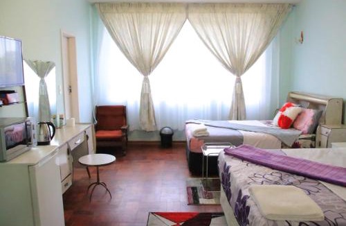Sunnyside House | Wampex guest house