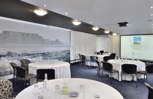 Sea Point Hotel | Peninsula All Suite Hotel by Dream Resorts