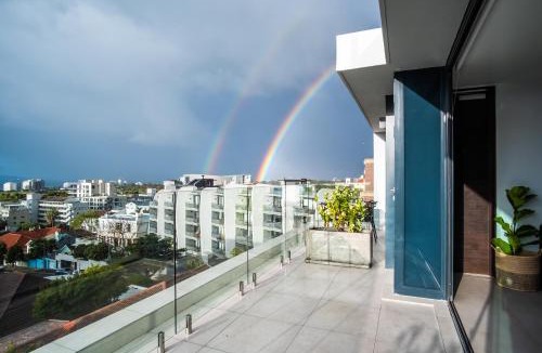 Three Anchor Bay Apartment | The Murex