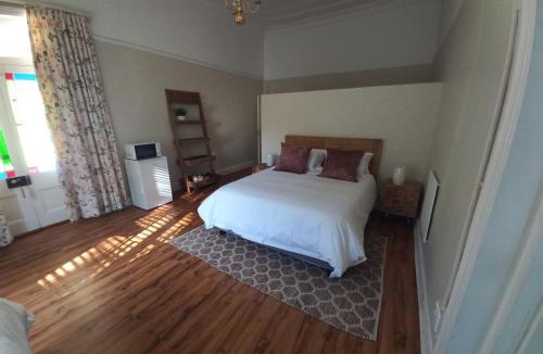 Middelburg House | Karooland Gastehuis