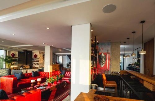 Westcliff House | Boutique Ocean Views Guesthouse