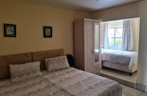 Bluff Apartment | Bluff Accommodation Aybriden Self-Catering