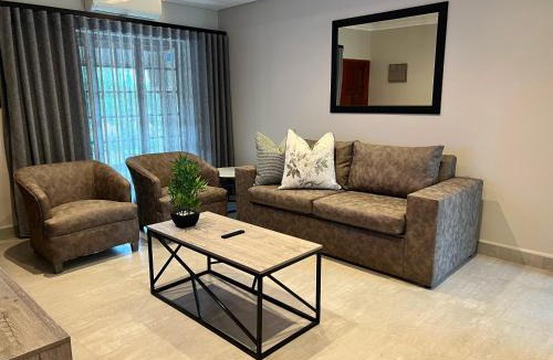 Nelspruit Hotel | The Cycad Lodge & Chalets