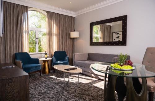 Scottsville Hotel | Golden Horse Hotel