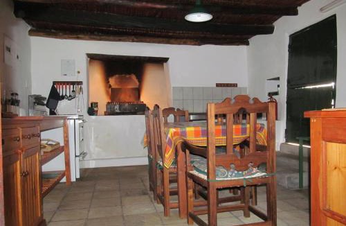 Ashton House | Die Ou Huis Accommodation