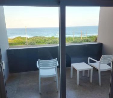 Warner Beach Hotel | 12 Oceans Hotel and Conference Centre