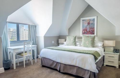 Sea Point Apartment | The Bantry Aparthotel by Totalstay