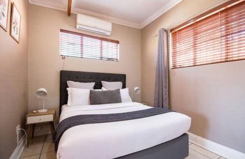 Waterkloof Glen Apartment | Beautiful and Modern apartment close to Menlyn