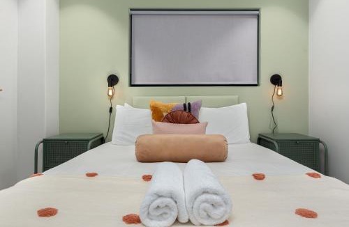 Cape Town City Centre Apartment | 16 on Bree Apartments