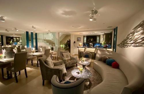 Camps Bay Hotel | Atlanticview Cape Town Boutique Hotel