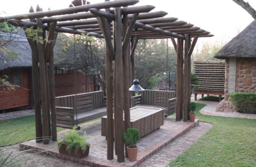 Roodeplaat Apartment | Monkey Thorn