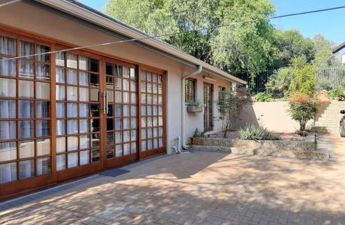 Waverley House | La Casa Guest House
