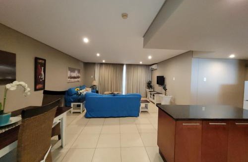 Durban Point Apartment | Accommodation Front - Fabulous 4 Sleeper with Jaw - dropping Views