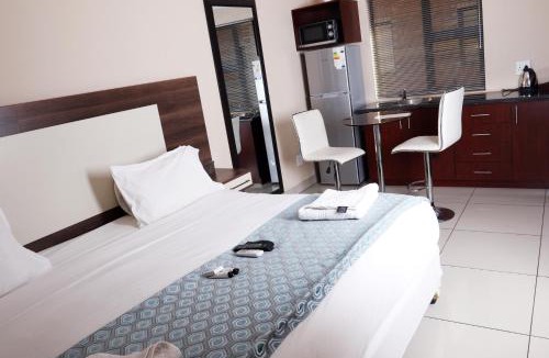 Greater Johannesburg Metropolitan Area Hotel | Eagle Nest Luxury Accommodation
