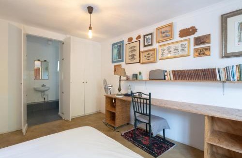 Slanghoek Cabin | McBains