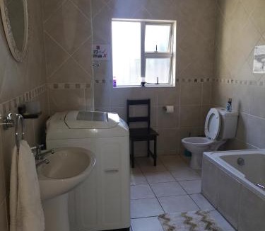 Berea House | Mackenzies Accommodation