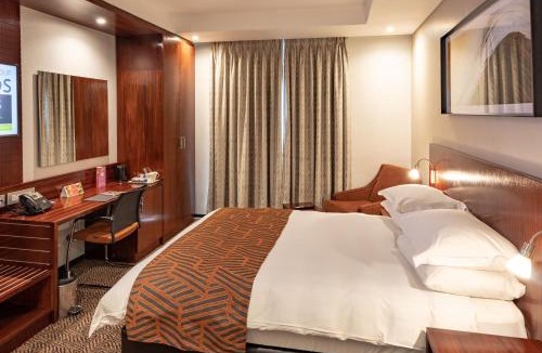 O.R. Tambo Hotel | City Lodge Hotel at OR Tambo International Airport