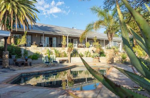 Oudtshoorn House | Aloe Manor