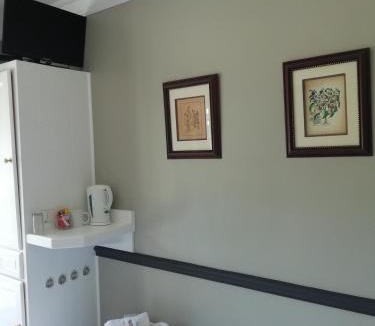Westdene House | Oakwood Lodge