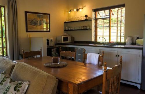 Stellenbosch Hotel | Zebra Cottage and Lodge