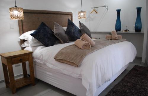 Christiana House | Vaal De Vue Guesthouse