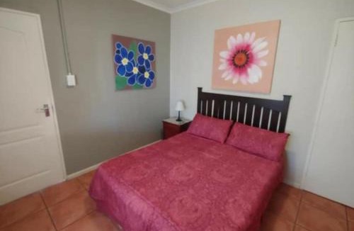 Goodwood Apartment | N-One Self Catering