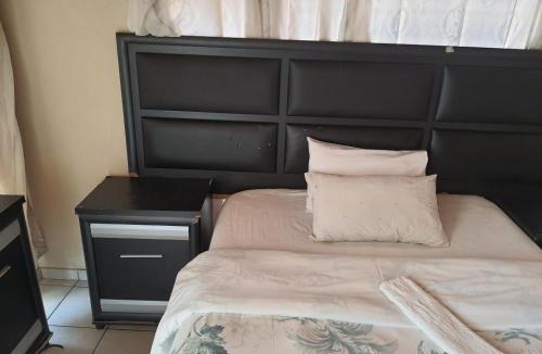 Vereeniging Hotel | Miami guest house
