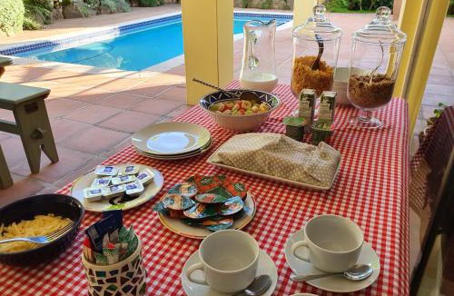 Newlands House | On Pinewood Guest House