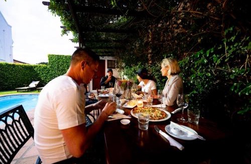Noordhoek Hotel | Noordhoek Village Hotel