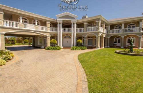 Westcliff Hotel | Grand Lux Boutique Manor