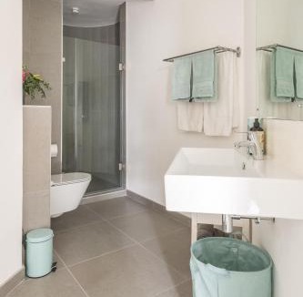 Sunset Beach Apartment | ocean10 Guesthouse