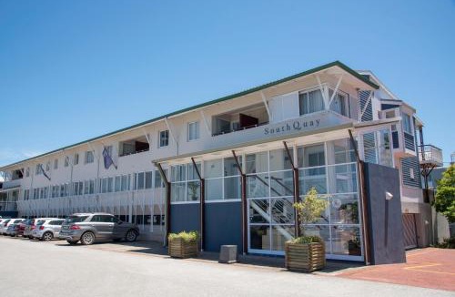 Waterfront Apartment | Waterfront 7 Quay West